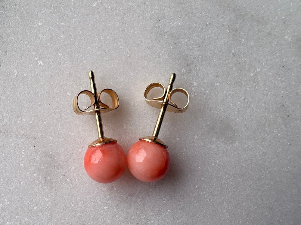 Vintage Pink Coral Stud Earrings | 14K Gold Posts & Backs | 0.74 g